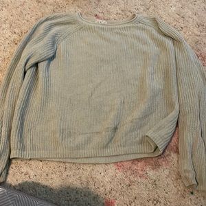 Women’s sweater in sage green